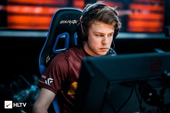 NIP、IG出局后，D组成为LPL第一赛段唯一全部无缘四强的小组