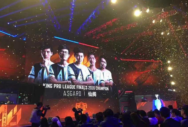 Eternal Fire 在 ESL Pro League S21 季后赛的决定性比赛中击败了 Falcons