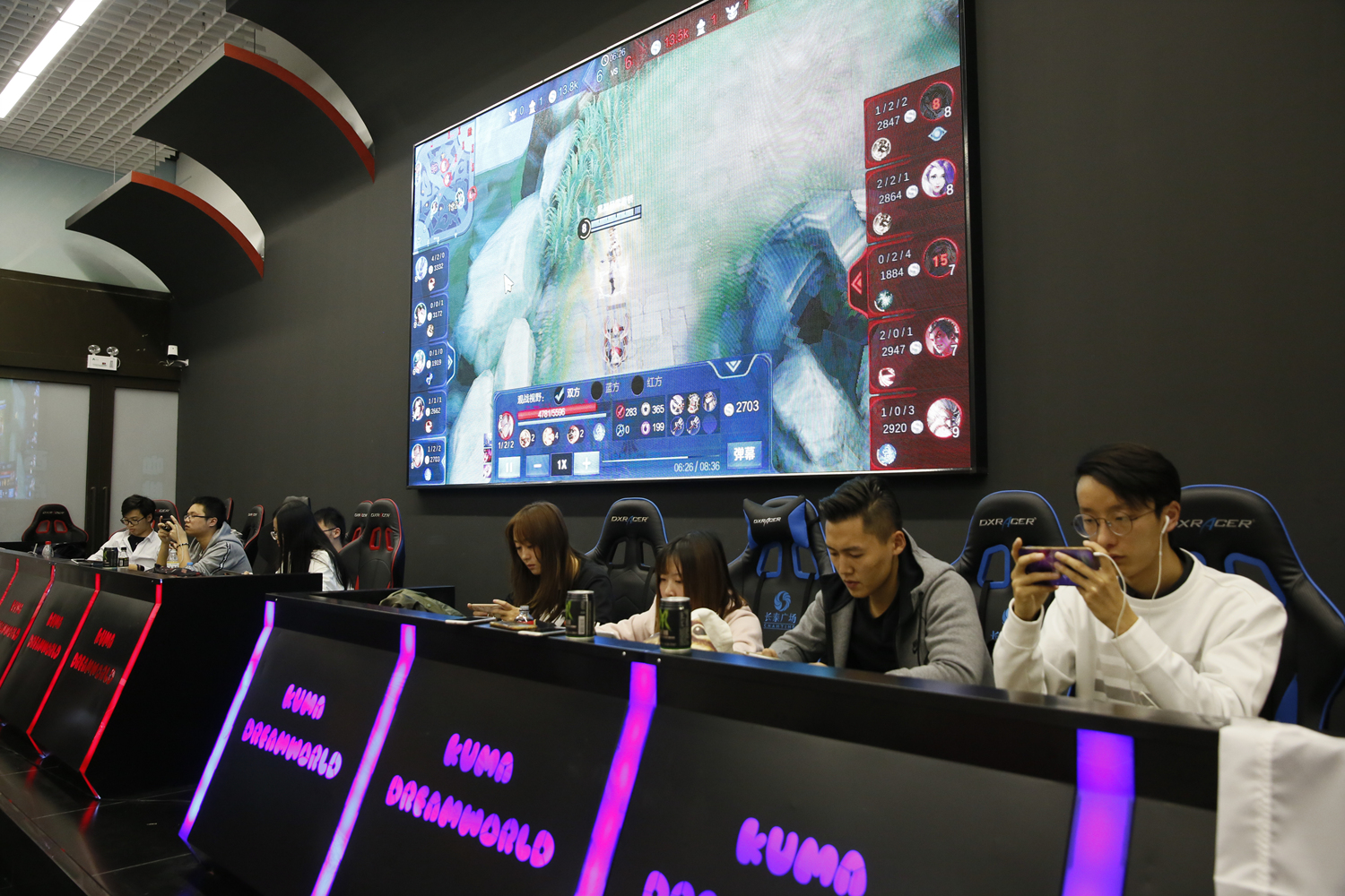 IEM科隆：TYLOO选手采访：相信TYLOO有获胜的机会。